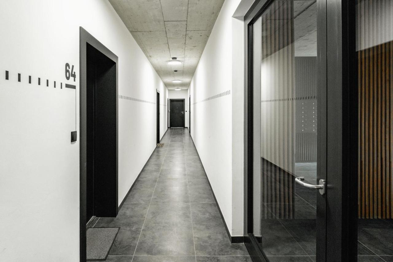 Mieszkanie Z Mini Ogrodkiem Hamak Brazylijski Warsaw Exterior photo