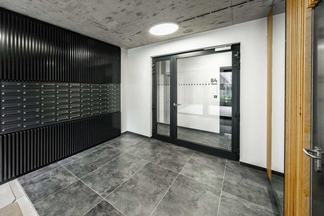 Mieszkanie Z Mini Ogrodkiem Hamak Brazylijski Warsaw Exterior photo